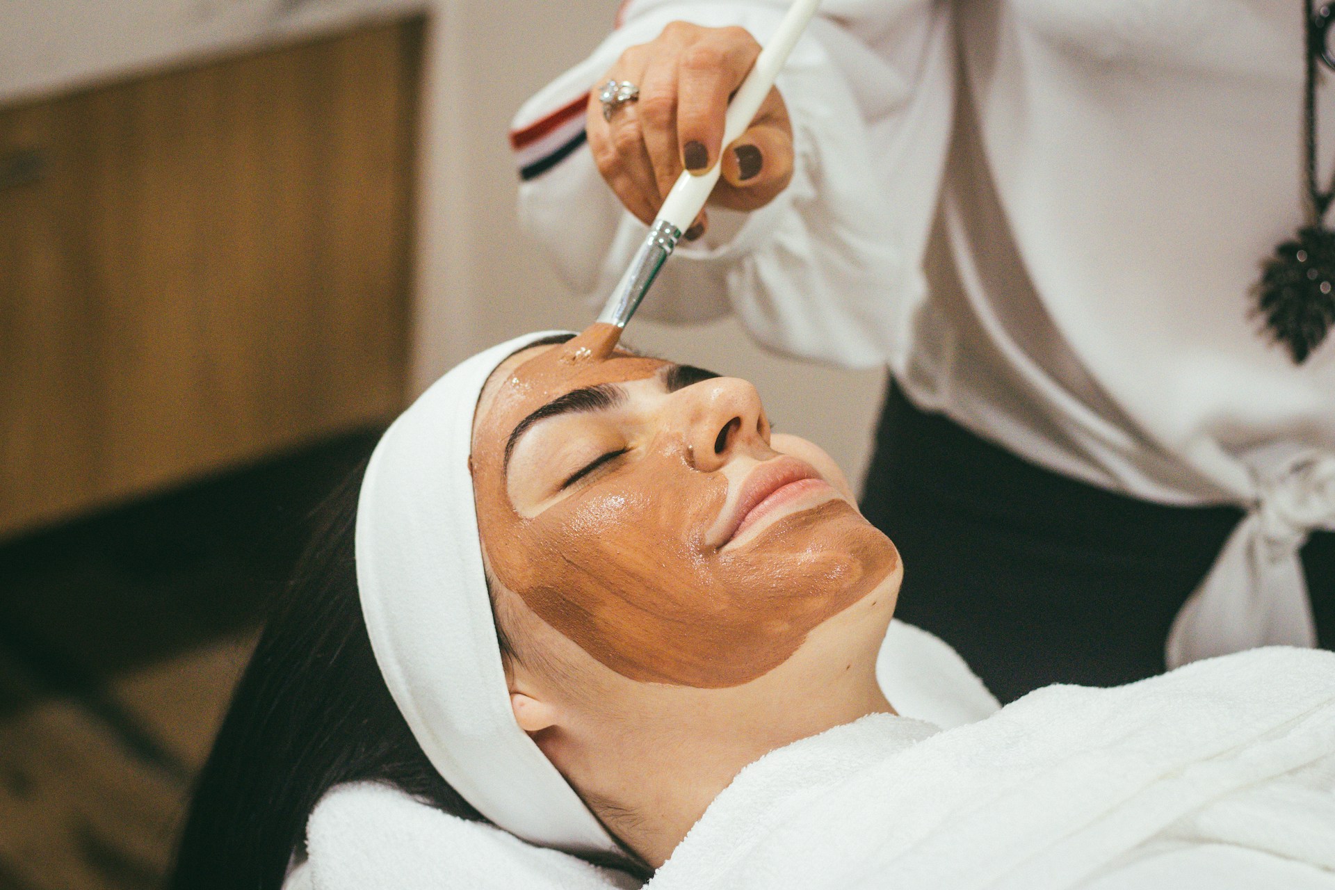 A Short History of the Facial: From Ancient Cosmetics to the Treatment Room